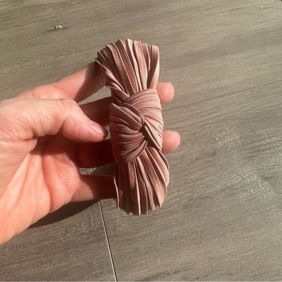 Accessories - Mauve headband